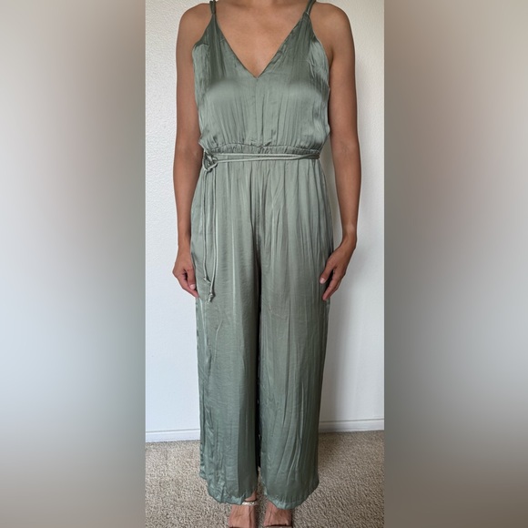 Zara Wrinkle Satin Effect Jumpsuit - Picture 2 of 2